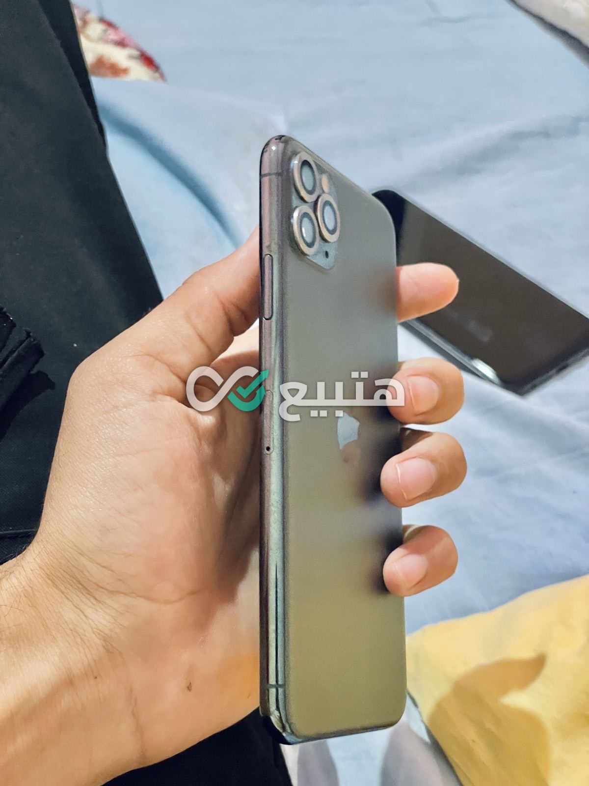 iPhone 11 Pro Max — 4