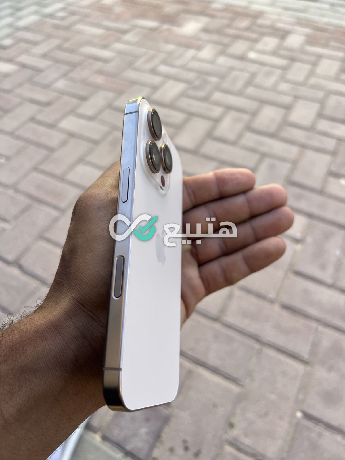 iPhone 16 Pro — 4