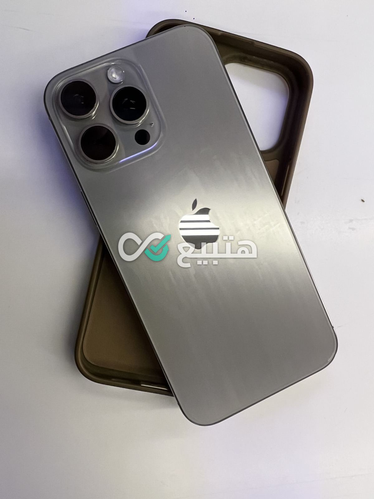 iPhone 16 Pro Max — 3