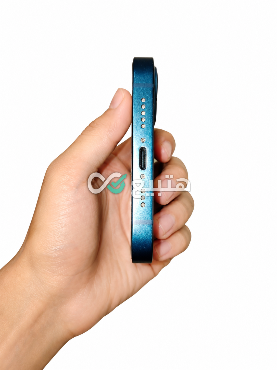 iPhone 13 — 4