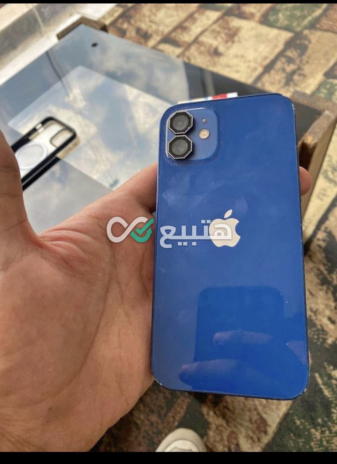 iPhone 12 — 4