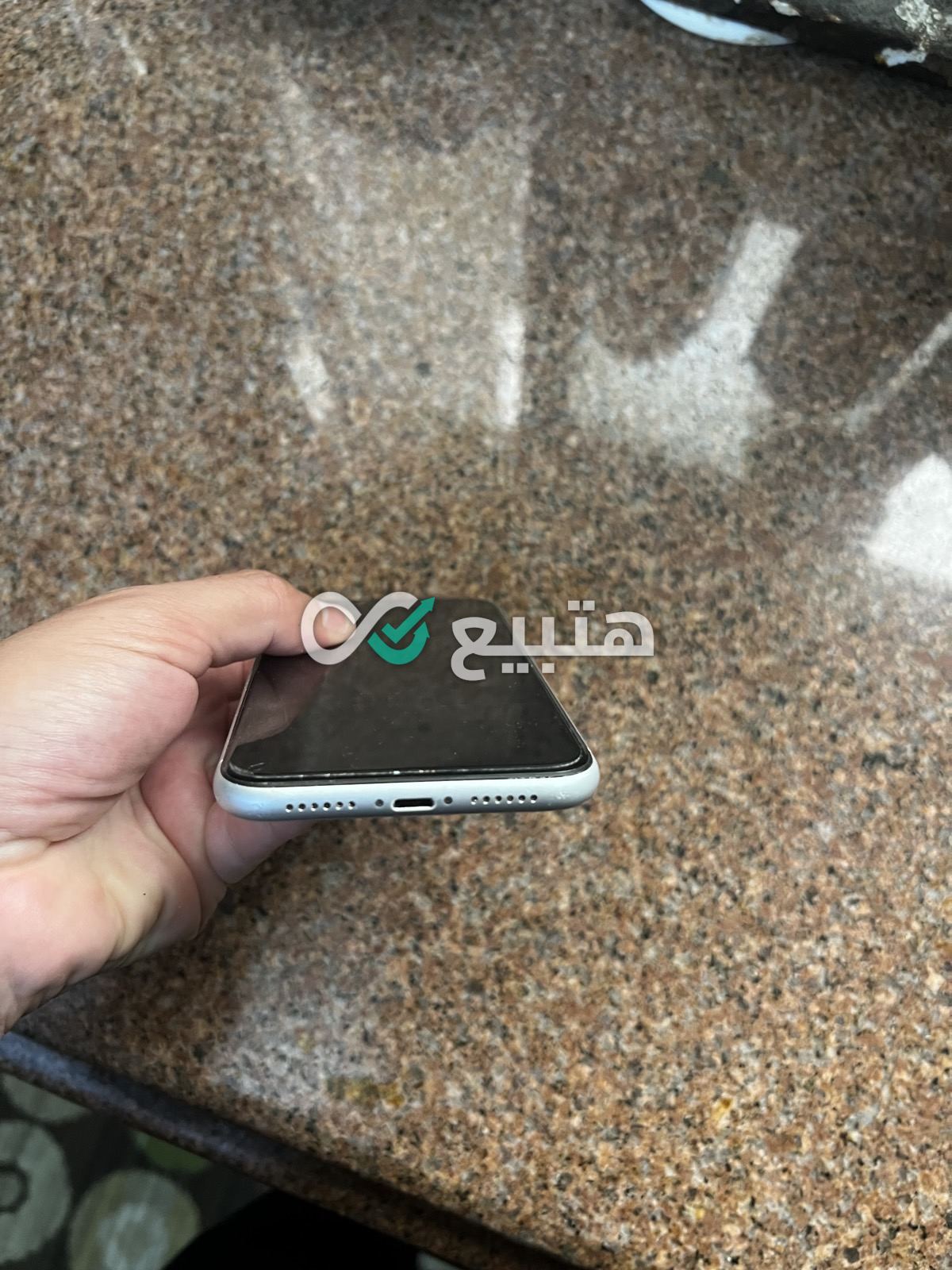 iPhone XR — 3