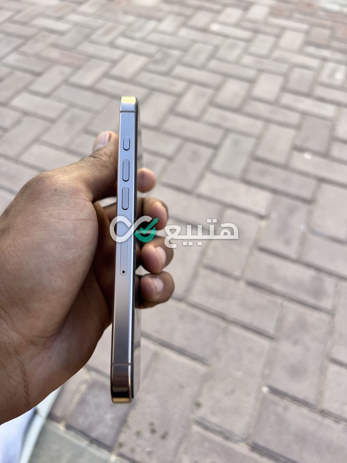 iPhone 16 Pro — 3