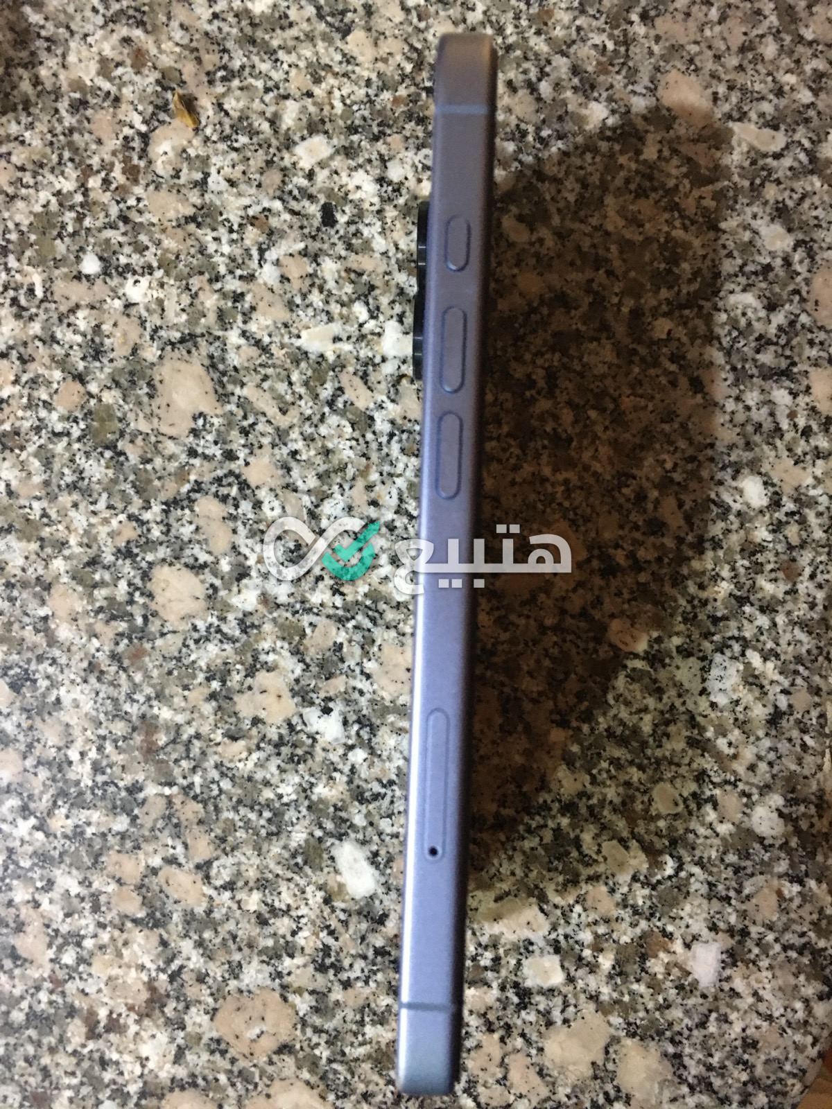 iPhone 17 — 4