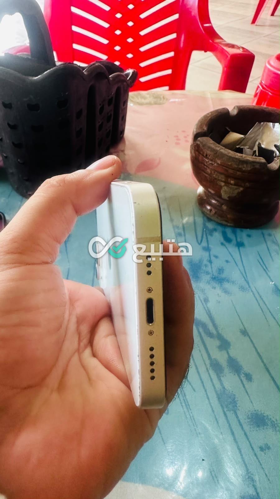 iPhone 14 — 4