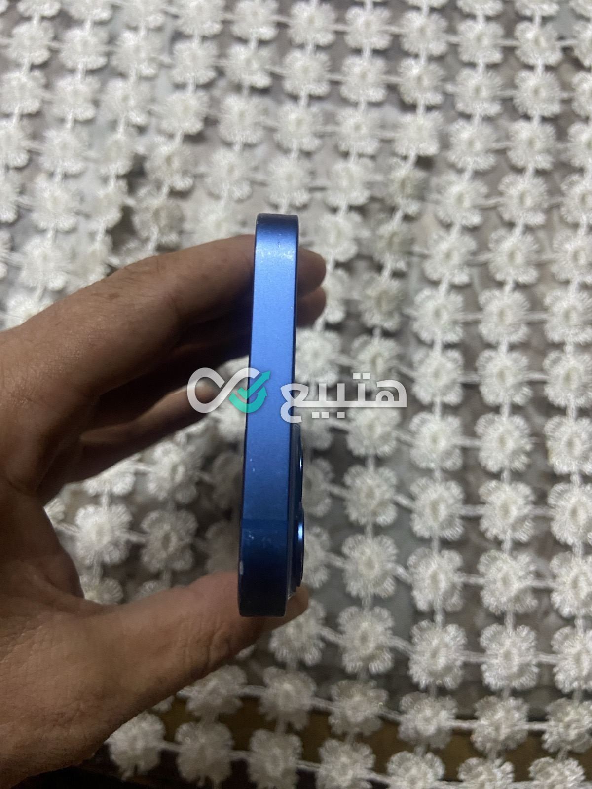 iPhone 13 — 4